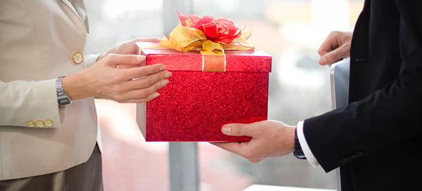 employee receiving a gift from employer