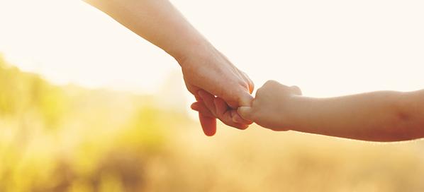 parent_child_holding_hands